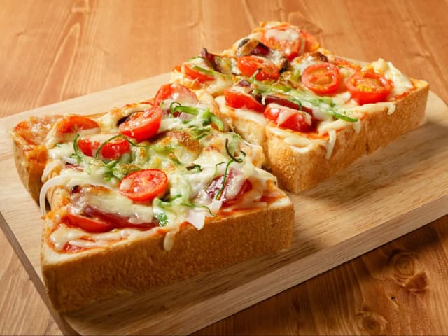 Jak zrobić szybką pizzę w 30 minut – prosty przepis na smaczną kolację Jak zrobić szybką pizzę w 30 minut – prosty przepis na smaczną kolację