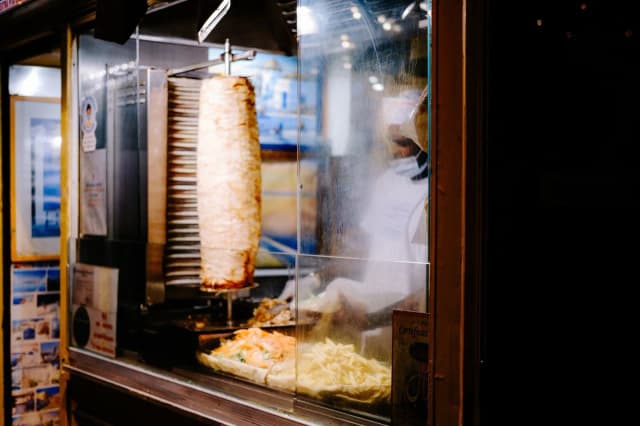 Kula mocy kebab co to? Odkryj prawdę o jakości i składzie Kula mocy kebab co to? Odkryj prawdę o jakości i składzie